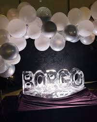 Skreytingar fyrir glæsiball (Fimmtud. kl. 9.00)